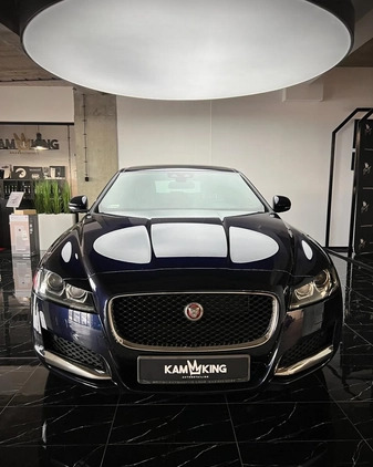 Jaguar XF cena 86900 przebieg: 99400, rok produkcji 2017 z Zamość małe 137